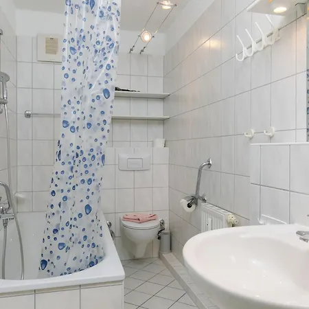 Zur Duene Ii By Interhome Lägenhet Zinnowitz